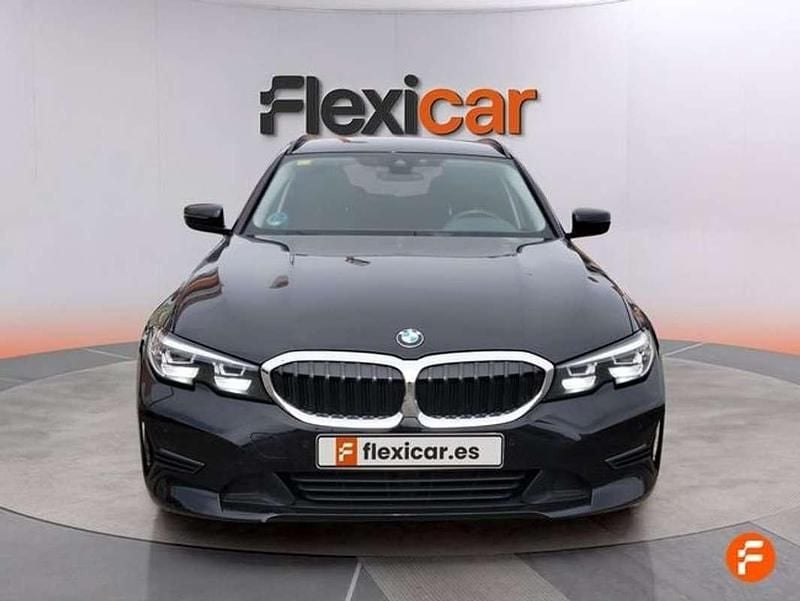 Usado BMW 318 150 CV (110 kW) 2022 Negro Familiar