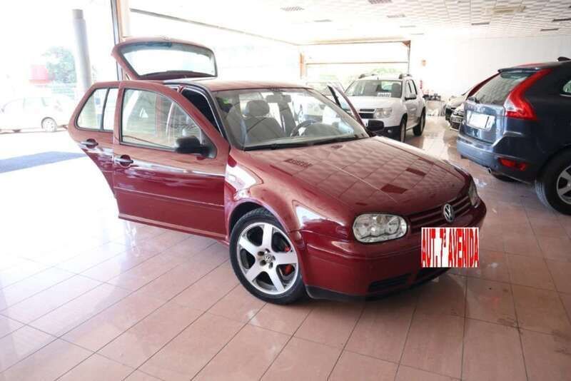 Burdeos Usado 2004 VW Golf IV GTI Utilitario | 3500 € (Buen precio) - Imagen 1/4