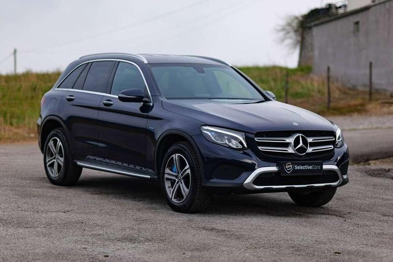 Usado Mercedes GLC350 320 CV (235 kW) 2018 Azul SUV
