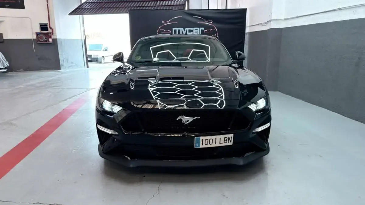 Usado Ford Mustang GT Fastback 457 CV (336 kW) 2019 Negro Coupe