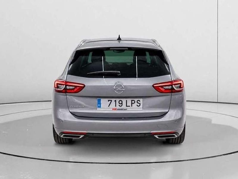 Usado Opel Insignia GS Line 174 HP (127 kW) 2021 Cinzento Carrinha