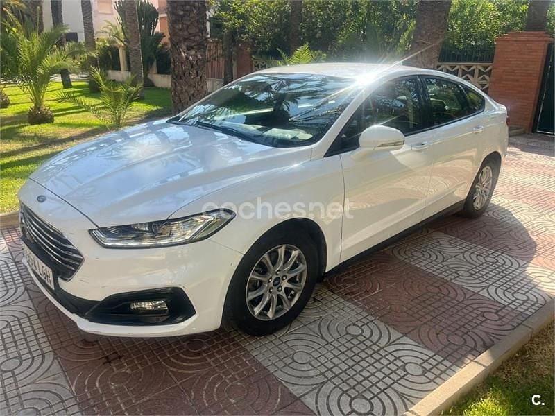 Blanco Usado 2020 Ford Mondeo Trend Berlina | 8600 € (Super precio) - Imagen 1/4