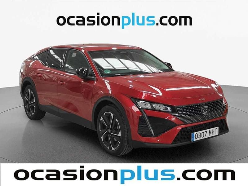 Usado Peugeot 408 Allure 131 CV (96 kW) 2023 Rojo SUV