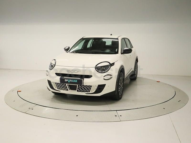 Usado Fiat 600 100 CV (73 kW) 2024 Blanco SUV
