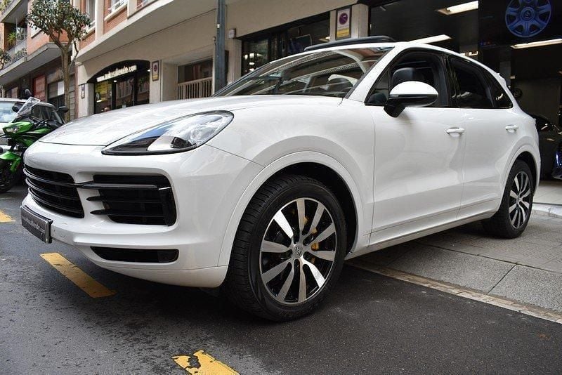 Käytetty Porsche Cayenne 340 HP (250 kW) 2019 Valkoinen Katumaasturi