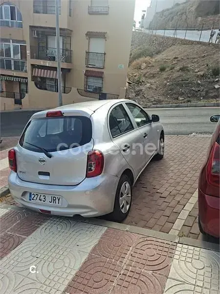 Usado Nissan Micra N-TEC 80 CV (58 kW) 2016 Gris / plata Utilitario
