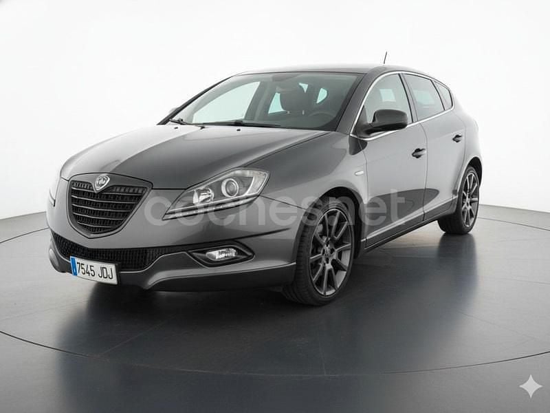 Gris / plata Usado 2015 Lancia Delta S Utilitario | 8995 € (Precio justo) - Imagen 1/4