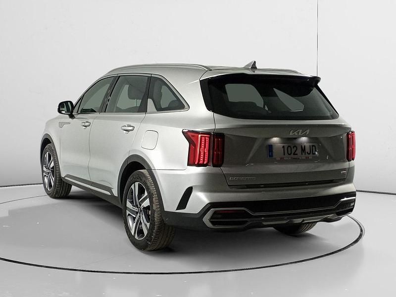 Usado Kia Sorento 265 CV (194 kW) 2023 Gris SUV