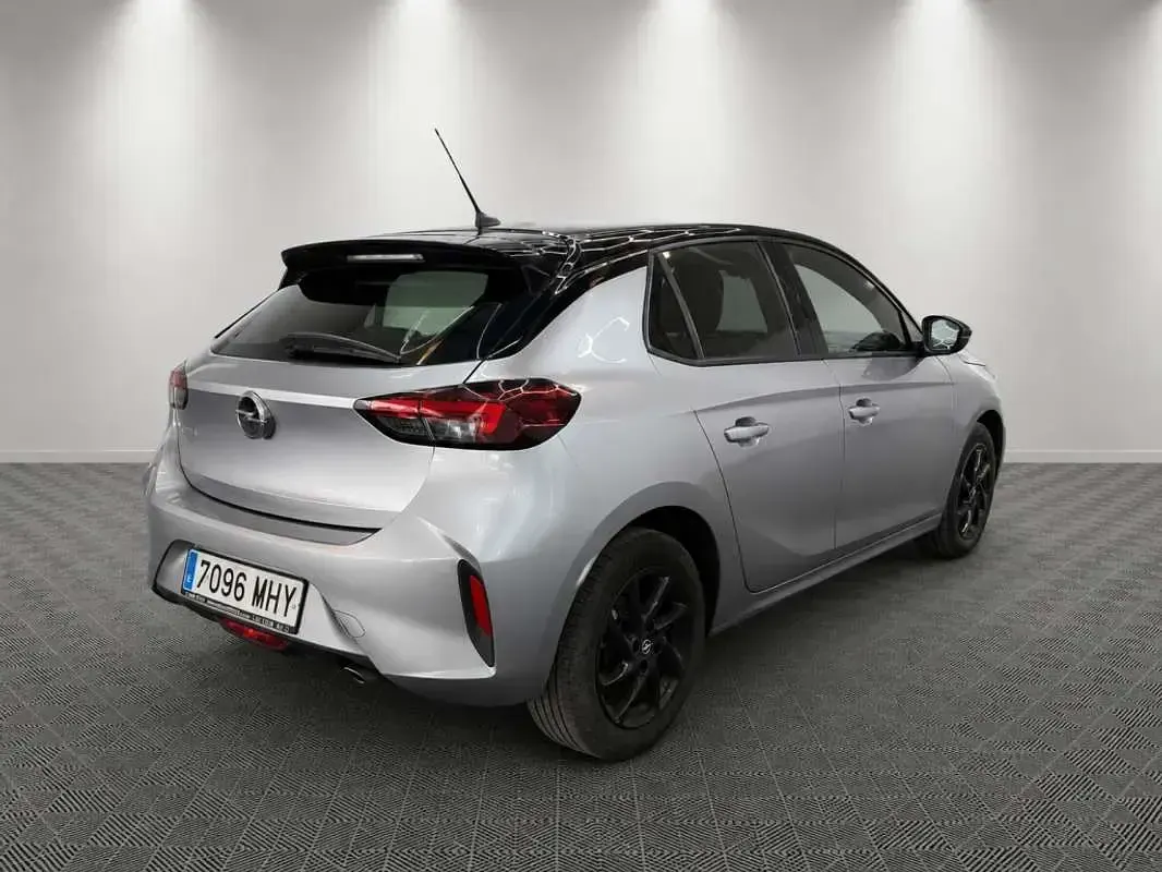 Usado Opel Corsa GS Line 131 CV (96 kW) 2023 Utilitario