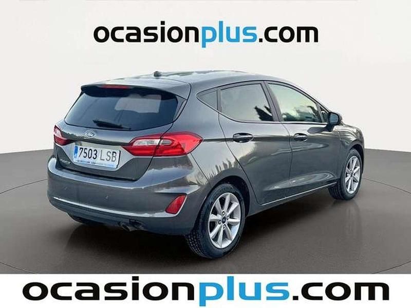 Usado Ford Fiesta Trend 101 CV (74 kW) 2021 Gris Utilitario