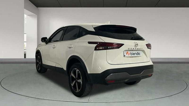 Usado Nissan Qashqai N-Connecta 140 CV (102 kW) 2024 Blanco SUV