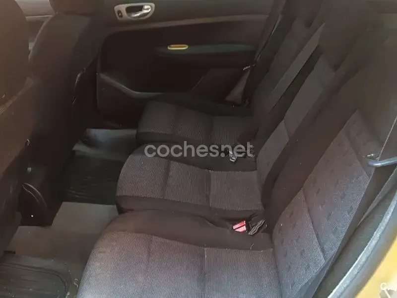 Usado Peugeot 307 110 HP (80 kW) 2002 Amarelo Carrinha