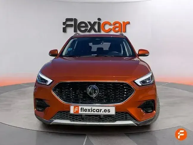Usado MG ZS Comfort 116 CV (85 kW) 2025 Naranja SUV