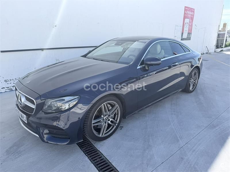 Usado Mercedes E220 194 CV (142 kW) 2019 Azul Coupe
