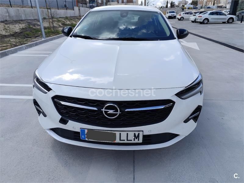 Usado Opel Insignia Business Elegance 122 CV (89 kW) 2020 Blanco Berlina