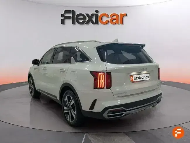 Usado Kia Sorento Plus 230 CV (169 kW) 2024 Blanco SUV