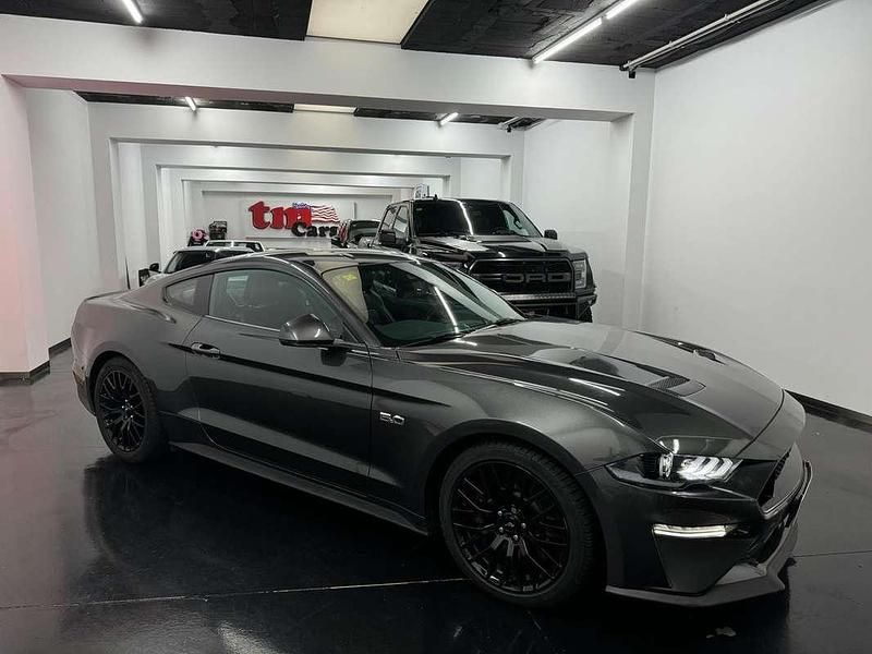 Usado Ford Mustang GT Fastback 419 CV (308 kW) 2019 Grisnegro Coupe