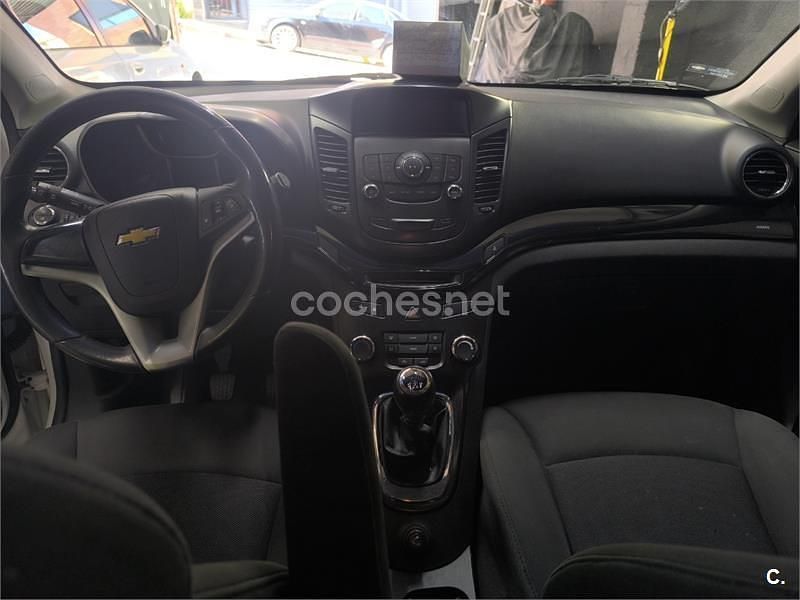 Usado Chevrolet Orlando LTZ 141 CV (103 kW) 2011 Blanco Monovolumen
