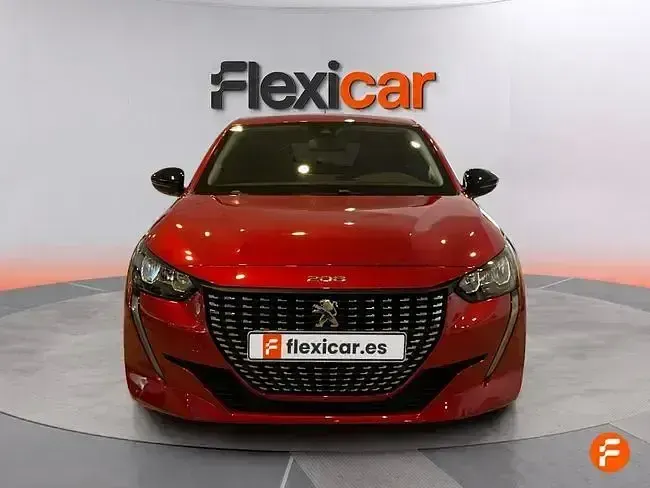 Usado Peugeot 208 Allure 100 CV (73 kW) 2022 Rojo Utilitario