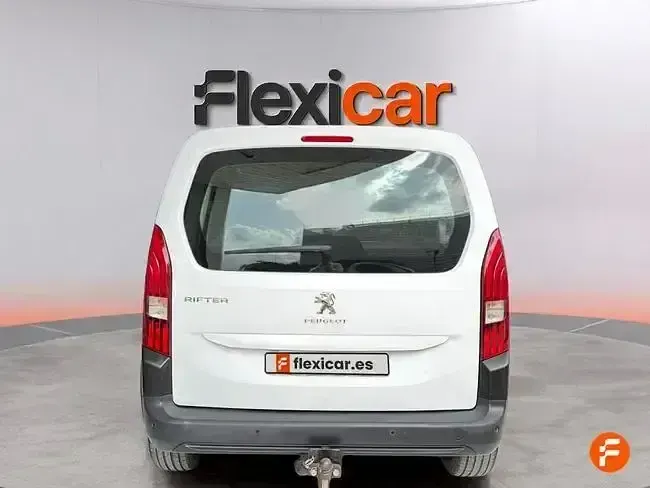 Usado Peugeot Rifter Active 75 CV (55 kW) 2019 Blanco Monovolumen