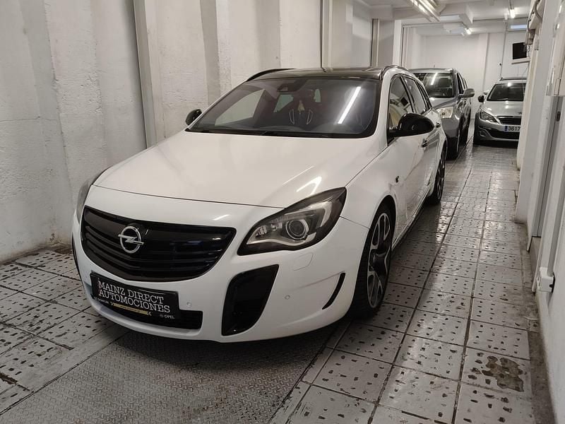 Usado Opel Insignia OPC 325 CV (239 kW) 2016 Blanco Familiar