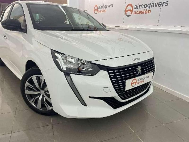Usado Peugeot 208 Active 101 CV (74 kW) 2023 Blanco Utilitario