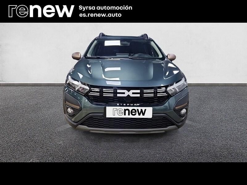 Usado Dacia Sandero Extreme 100 CV (73 kW) 2025 Verde Berlina