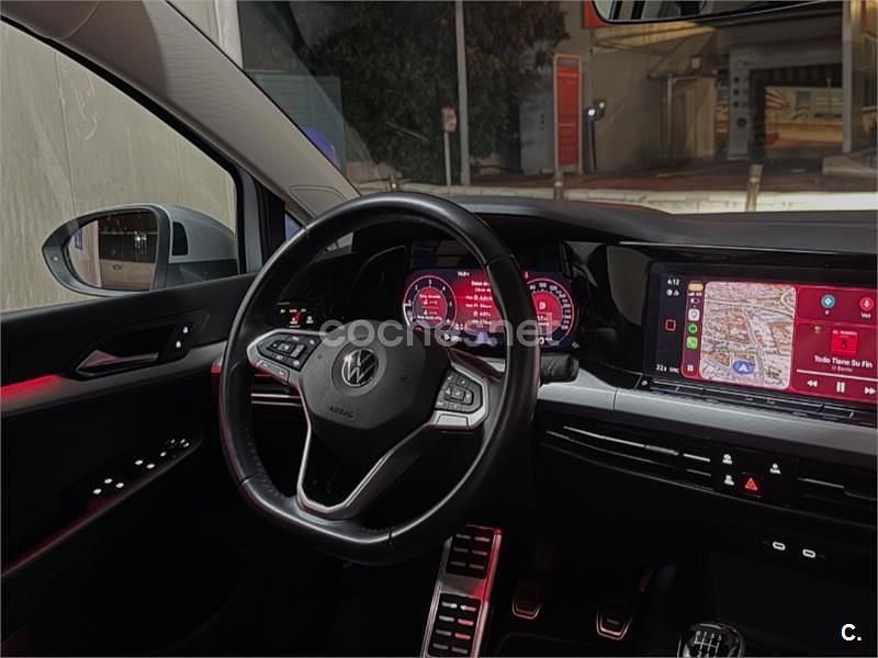 Usado VW Golf VIII Life 115 CV (84 kW) 2023 Gris / plata Berlina