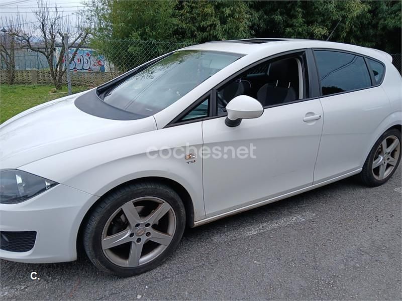 Usado Seat Leon Copa 105 CV (77 kW) 2010 Blanco Utilitario