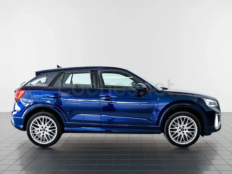 Usado Audi Q2 116 CV (85 kW) 2024 Azul SUV