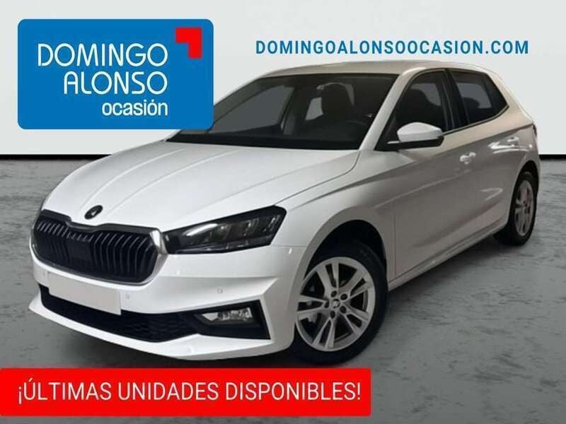 Amarillo Usado 2025 Skoda Fabia Selection Berlina | 17.390 € (Super precio) - Imagen 1/4