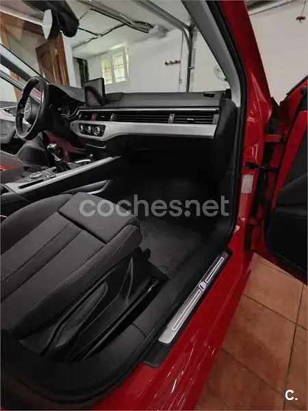 Usado Audi A4 S-Line 150 HP (110 kW) 2016 Vermelho Sedan