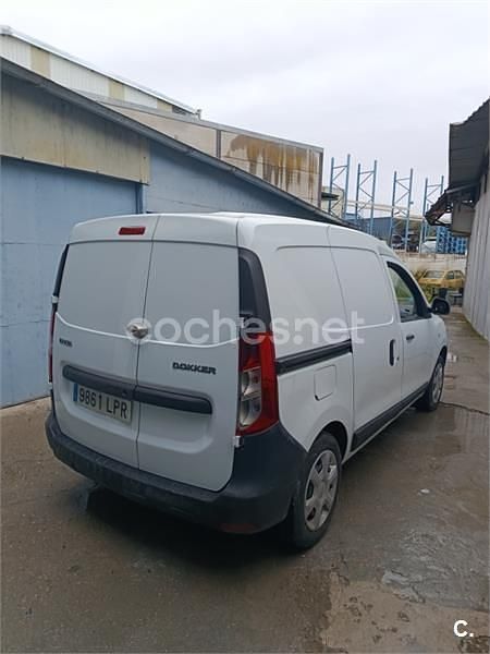 Usado Dacia Dokker 102 CV (75 kW) 2018 Blanco Monovolumen
