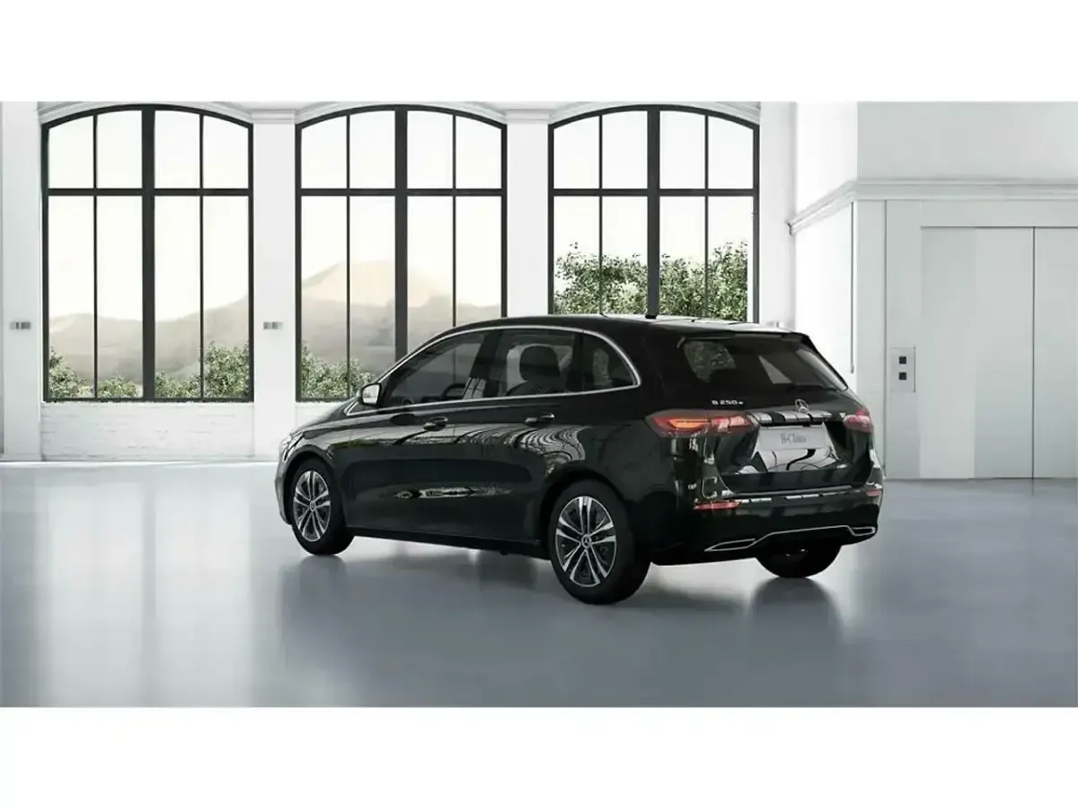 Nuevo Mercedes B250e 218 CV (160 kW) 2025 Negro Utilitario