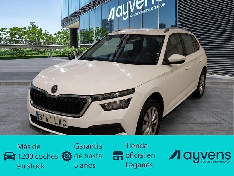 Usado Skoda Kamiq Ambition 110 CV (80 kW) 2022 Blanco SUV