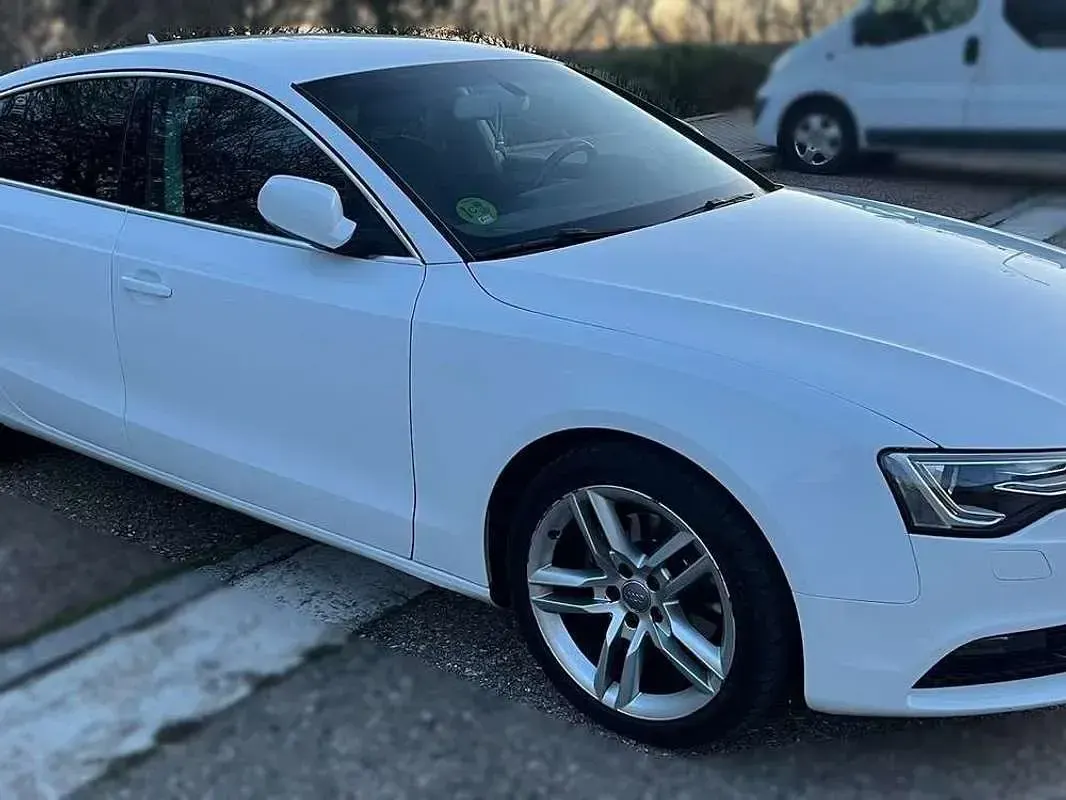 Usado Audi A5 Sportback Advanced 150 CV (110 kW) 2016 Blanco Utilitario
