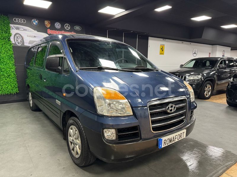Azul Usado 2006 Hyundai H-1 Monovolumen | 7499 € (Un poco caro) - Imagen 1/4