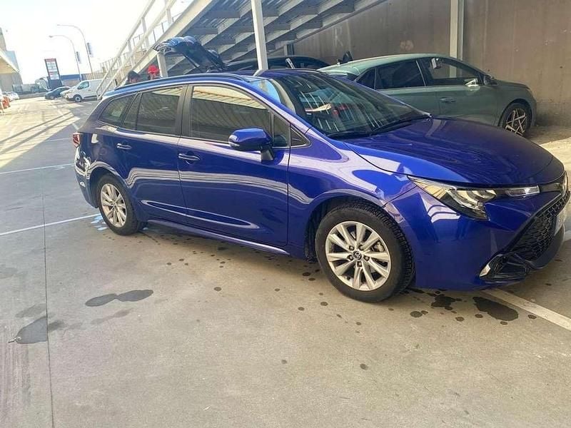 Usado Toyota Corolla Active 140 CV (102 kW) 2025 Azul Familiar