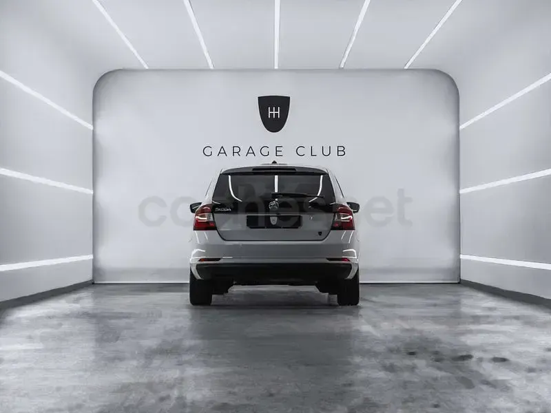 Usado Skoda Rapid 95 CV (69 kW) 2018 Blanco Utilitario