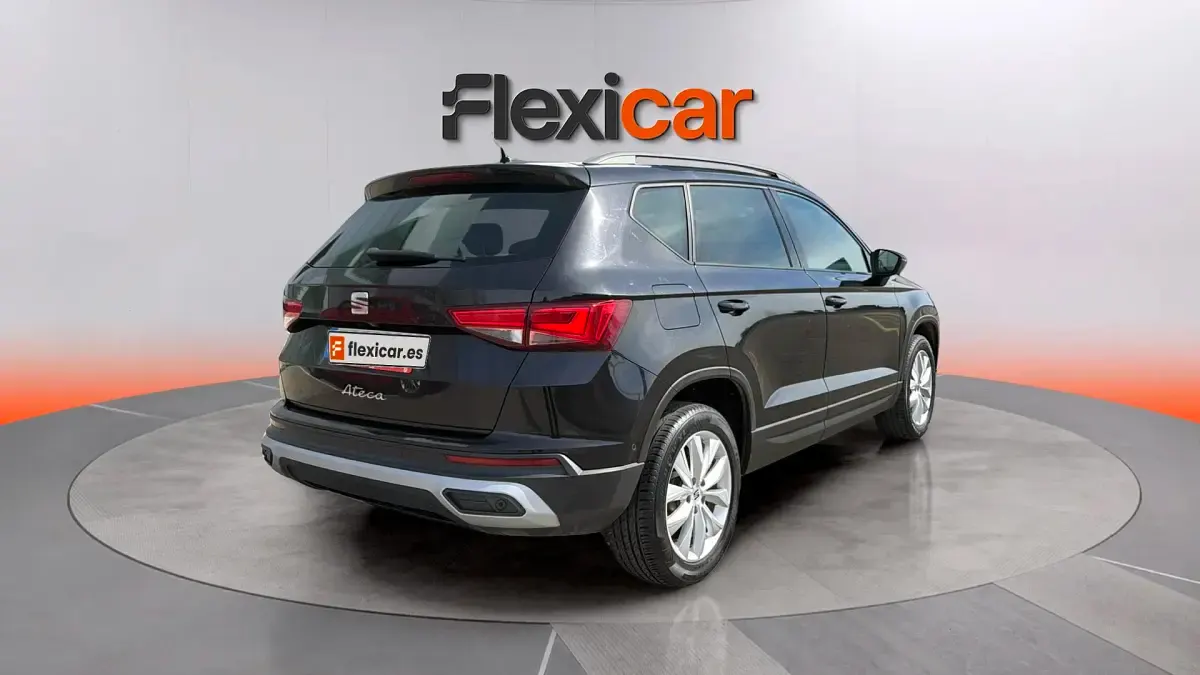 Usado Seat Ateca Style 150 CV (110 kW) 2022 Negro SUV