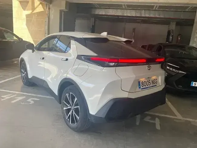 Usado Toyota C-HR Advance 140 CV (102 kW) 2025 Blanco SUV