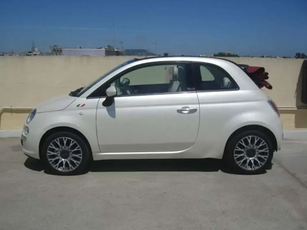 Usado Fiat 500C 99 CV (72 kW) 2010 Blanco Descapotable