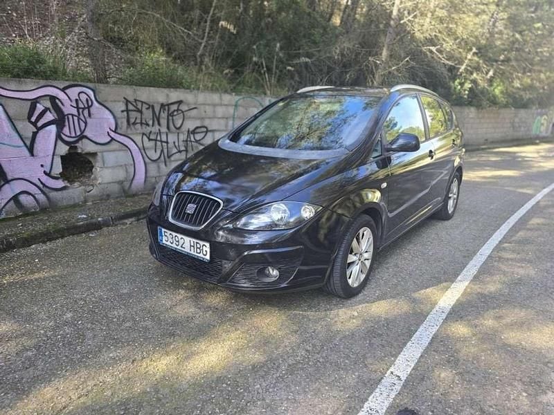 Negro Usado 2011 Seat Altea XL Reference Monovolumen | 4999 € (Buen precio) - Imagen 1/4