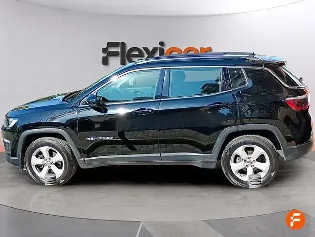 Usado Jeep Compass Longitude 120 CV (88 kW) 2018 Negro SUV
