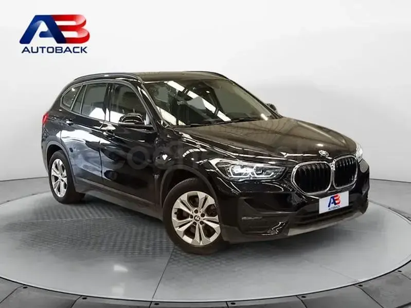 Usado BMW X1 220 CV (161 kW) 2021 Gris / plata SUV