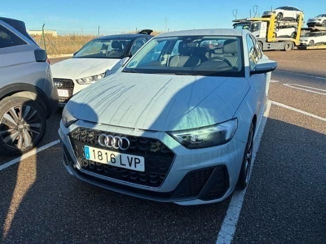 Usado Audi A1 Sportback 95 CV (69 kW) 2022 Gris Utilitario