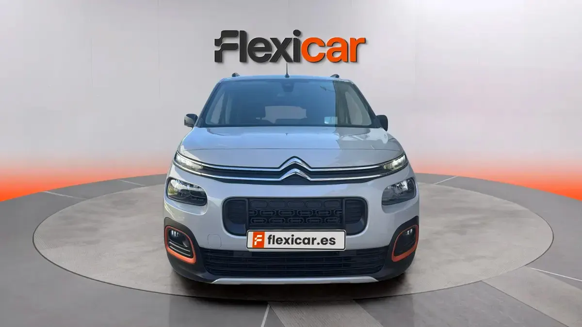Usado Citroën Berlingo Shine 131 CV (96 kW) 2021 Beige Monovolumen