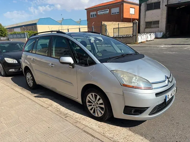Usado Citroën Grand C4 Picasso 110 CV (80 kW) 2009 Gris / plata Monovolumen