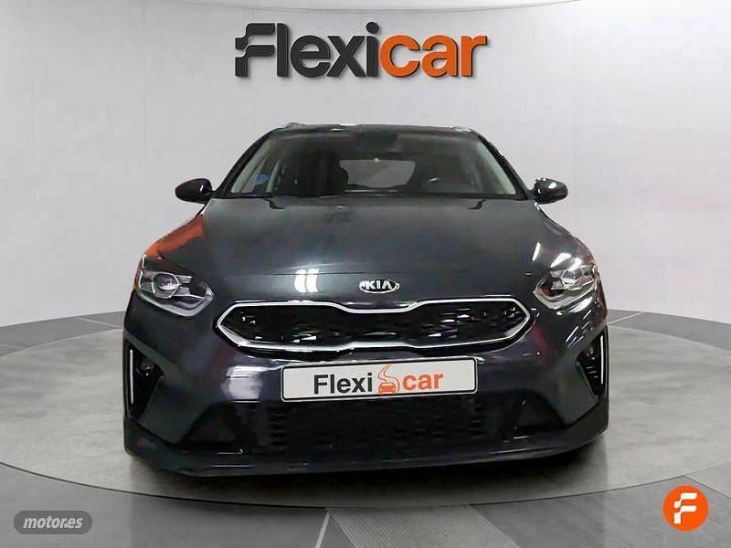 Usado Kia Ceed GT-Line 141 CV (103 kW) 2021 Gris Utilitario