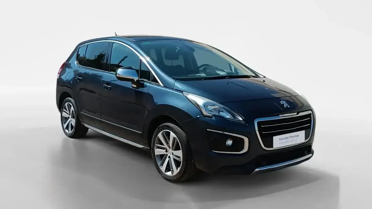 Usado Peugeot 3008 Allure 131 CV (96 kW) 2016 Azul Berlina